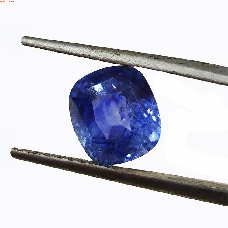 blue sapphire – neelam (ceylonese) super premium medium size